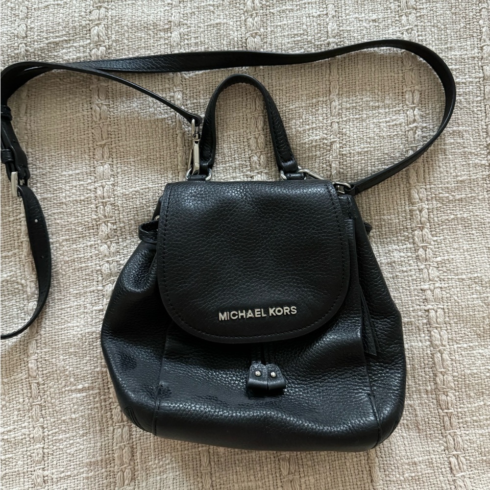 Black Michael Kors crossbody purse
